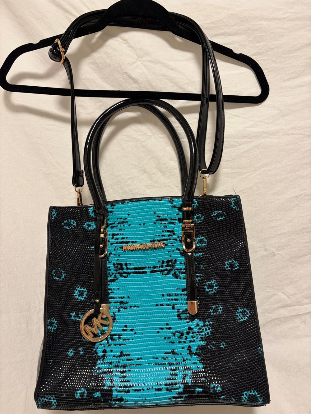 EUC Michael Kors Black & Turquoise Textured Tote with Gold Hardware